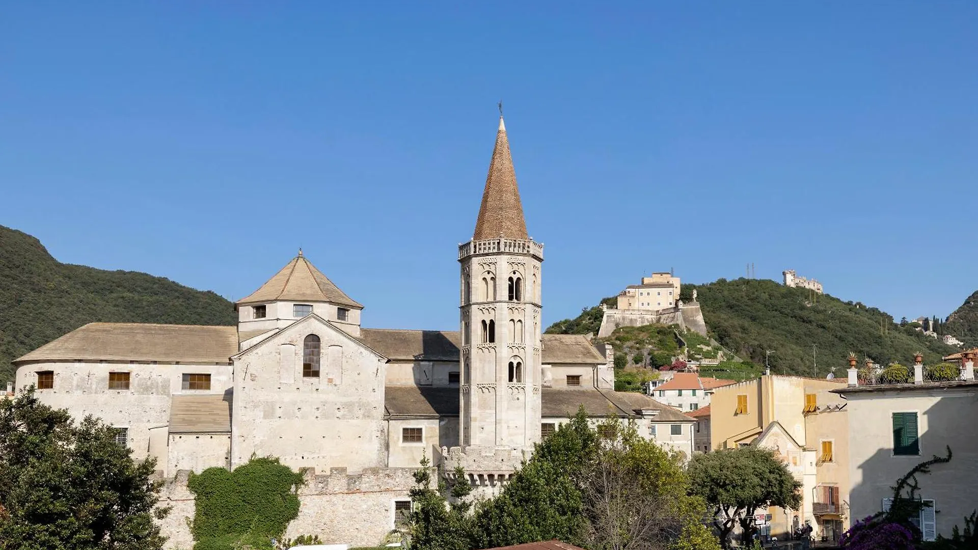 Il Borgo Incantato Con Garage Finale Ligure Apartmán