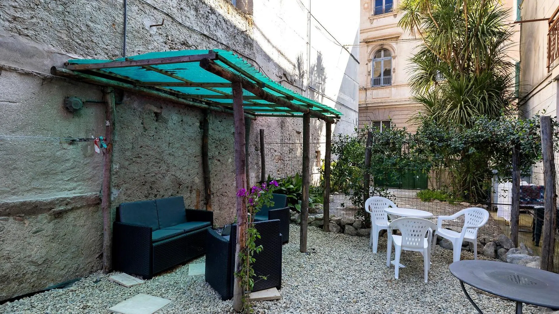 Il Borgo Incantato Con Garage Finale Ligure 0*,  Italy